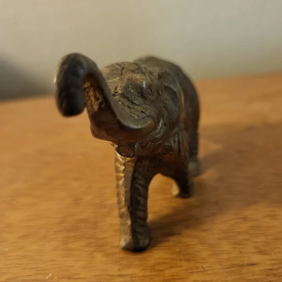 Vintage Brass Elephant Figurine - Picture 4 of 4